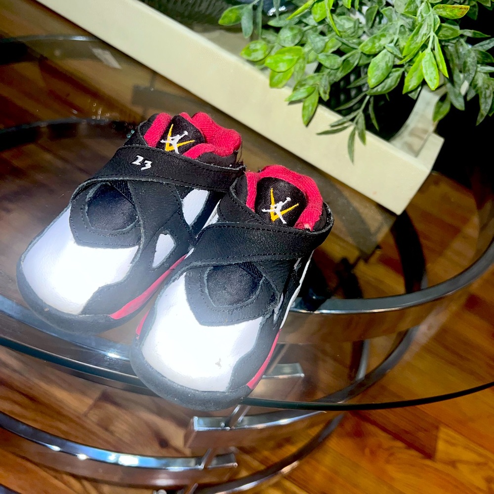 Retro jordan 8 Size 4C